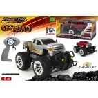 VOITURE R/C 1:18 - CHEVROLET SILVERADO - 2 ASS ( 6 PIECES)