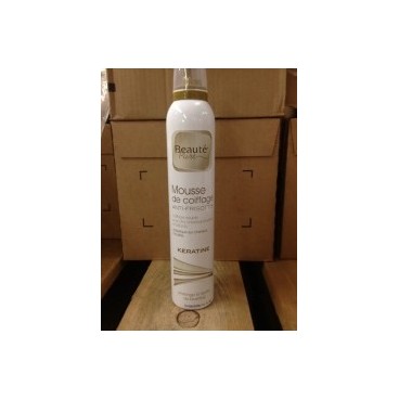MOUSSE COIFFANTE CHEVEUX A LA KERATINE  BEAUTE PURE 400 ML  (FR-12 PCS)